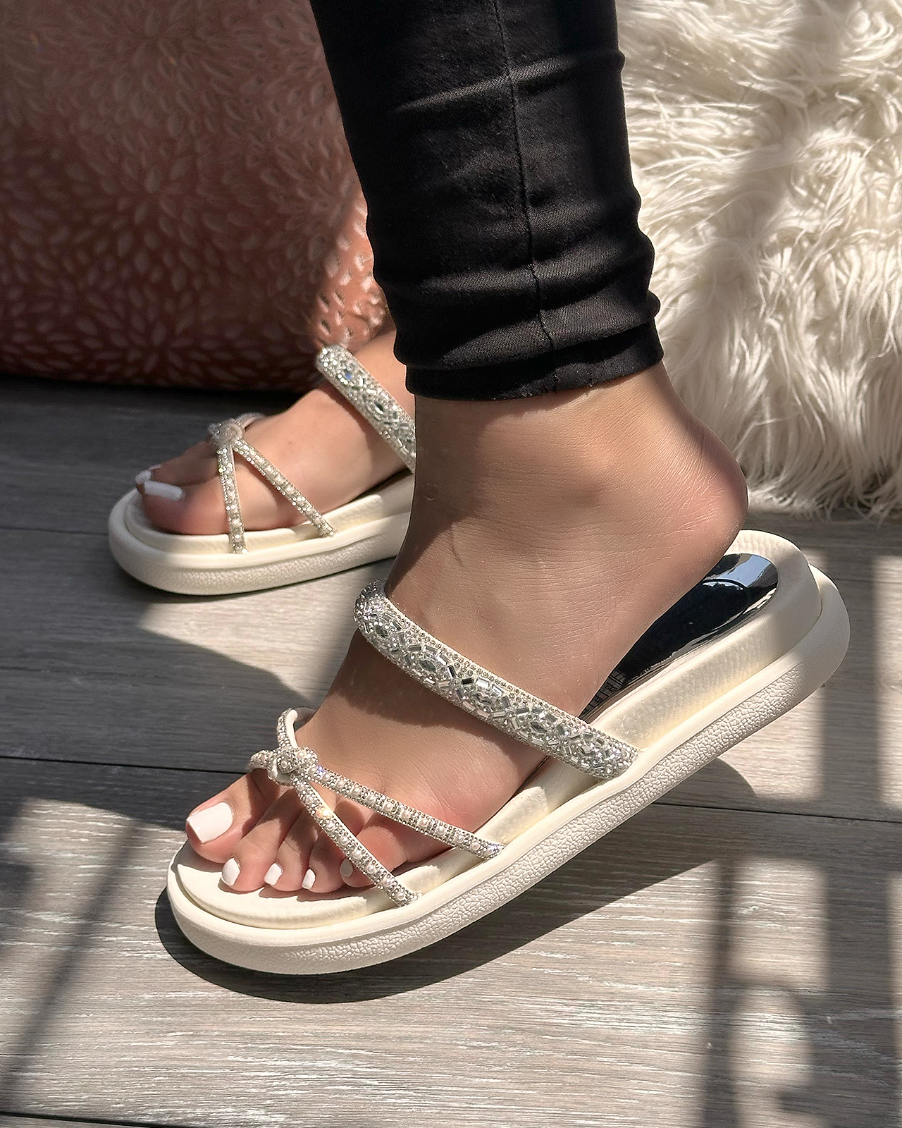 GIRLY